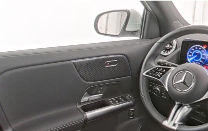 Mercedes-Benz EQA-Klasse 350 4MATIC Luxury Line Dodehoekassi, 215 kW, Achat, 1800 kg, Euro 6