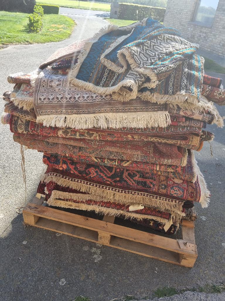 lot van 85 handgeweven tapijten tapijt, Ophalen