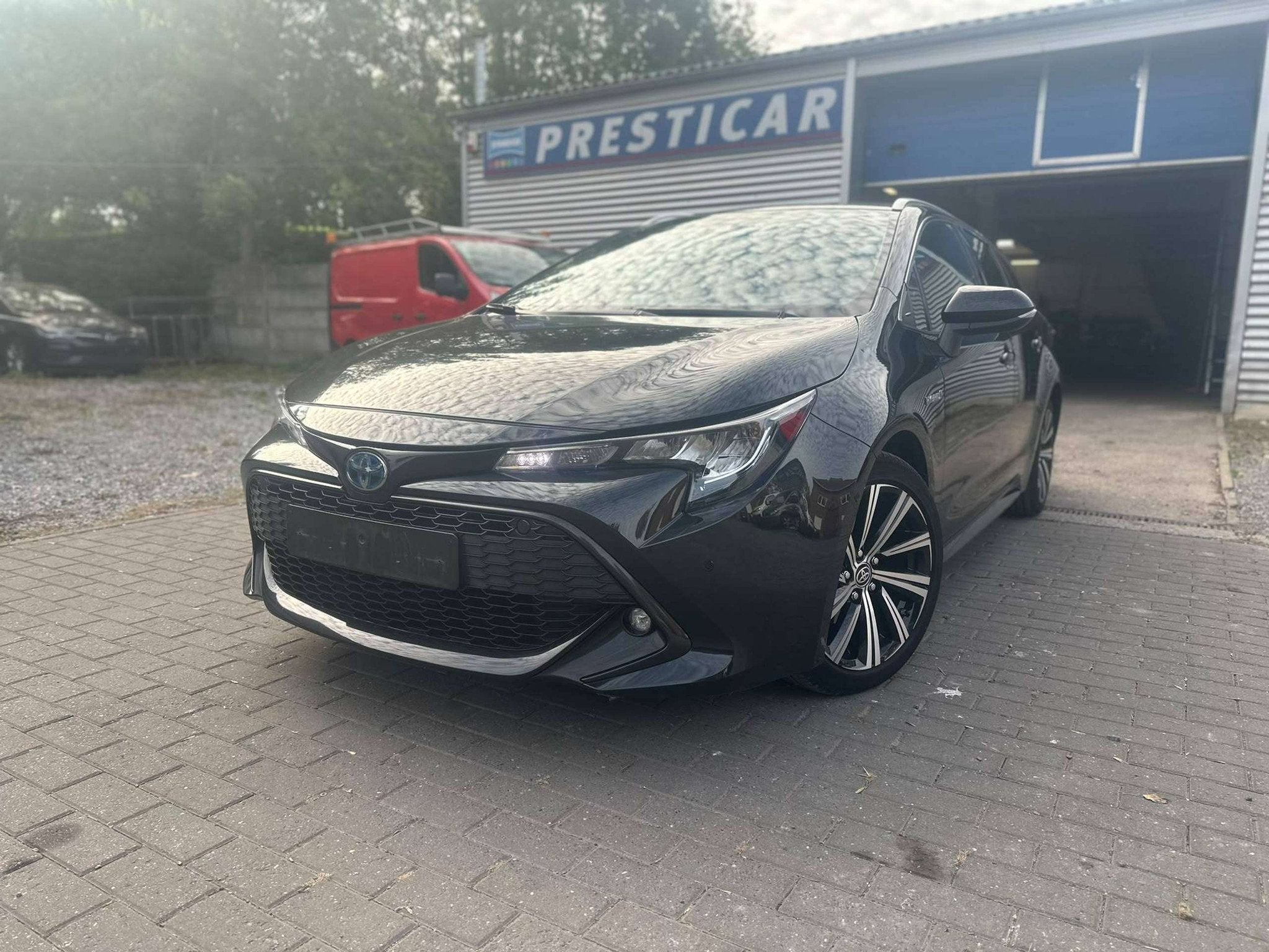 Toyota Corolla Corolla SW Hybrid 1.8 Dynamic GPF e-CVT, Autos, Achat, Euro 6, Entreprise, 72 kW