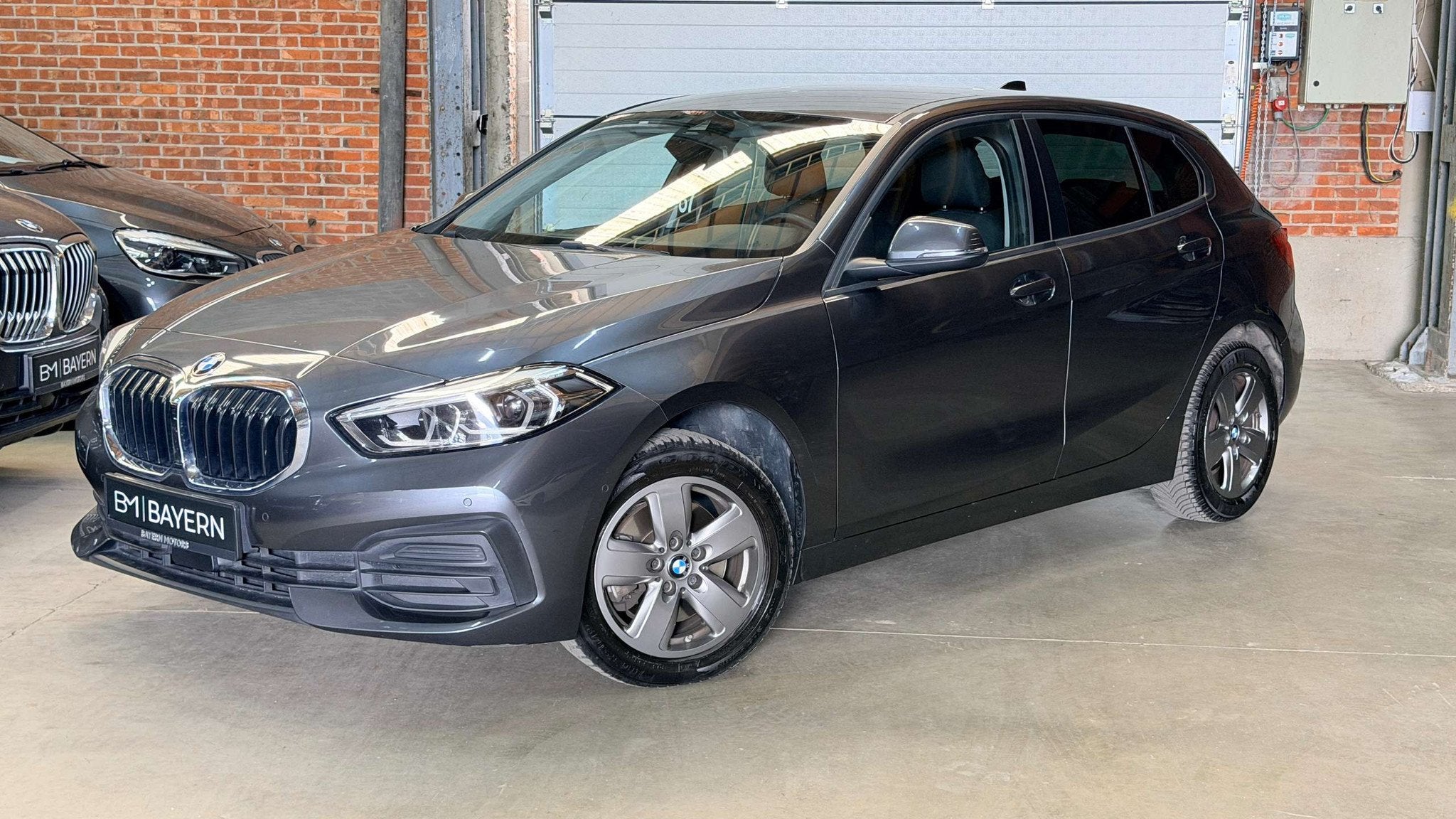 BMW 118 iA Automaat Garantie Benzine EURO 6d, Automaat, 135 pk, Gebruikt, Bi-Xenon koplampen