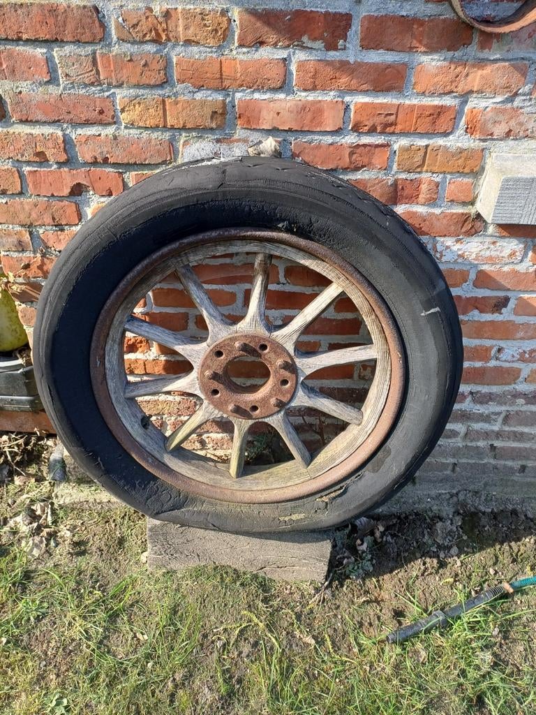 Houten auto wiel., Particulier, Te koop