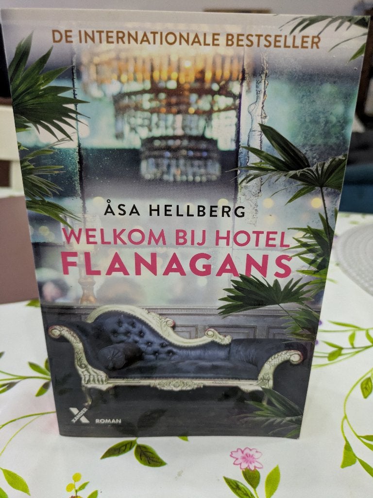Asa Hellberg - Welkom bij hotel Flanagans, Ophalen, Gelezen, Asa Hellberg