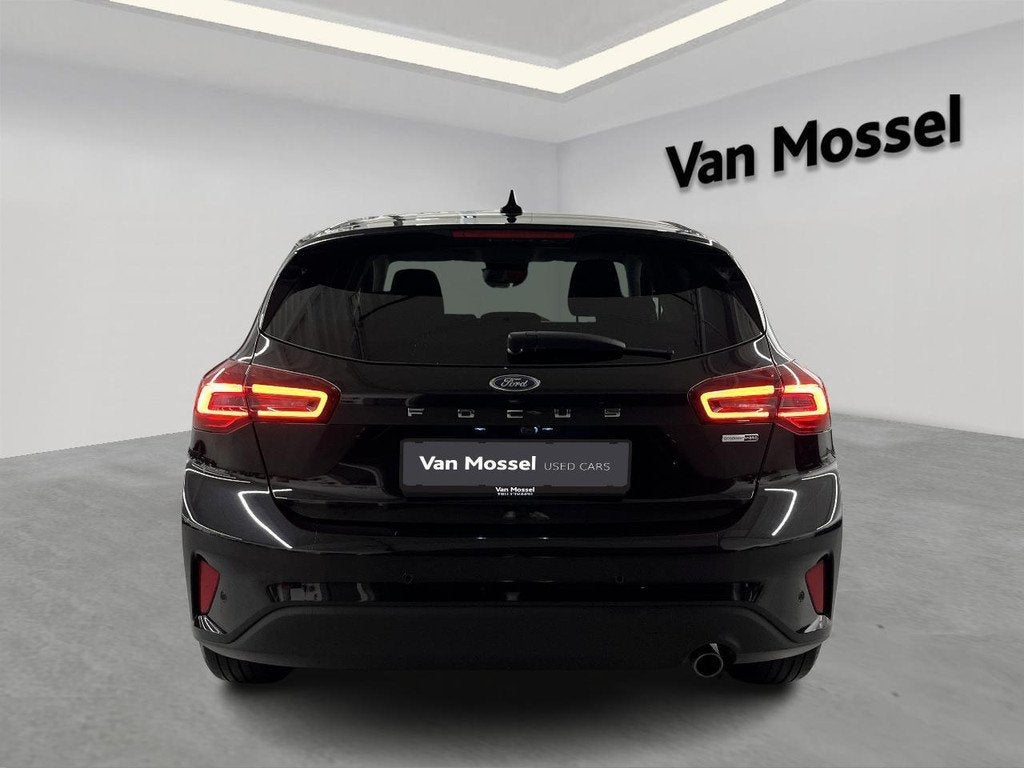 Ford Focus 1.0i EcoBoost 74kW Connected ! ACTIEPRIJS !, Auto's, Ford, 1330 kg, Stof, Gebruikt, https://public.car-pass.be/vhr/46bfa15d-0265-43f3-afc3-447989e8c462