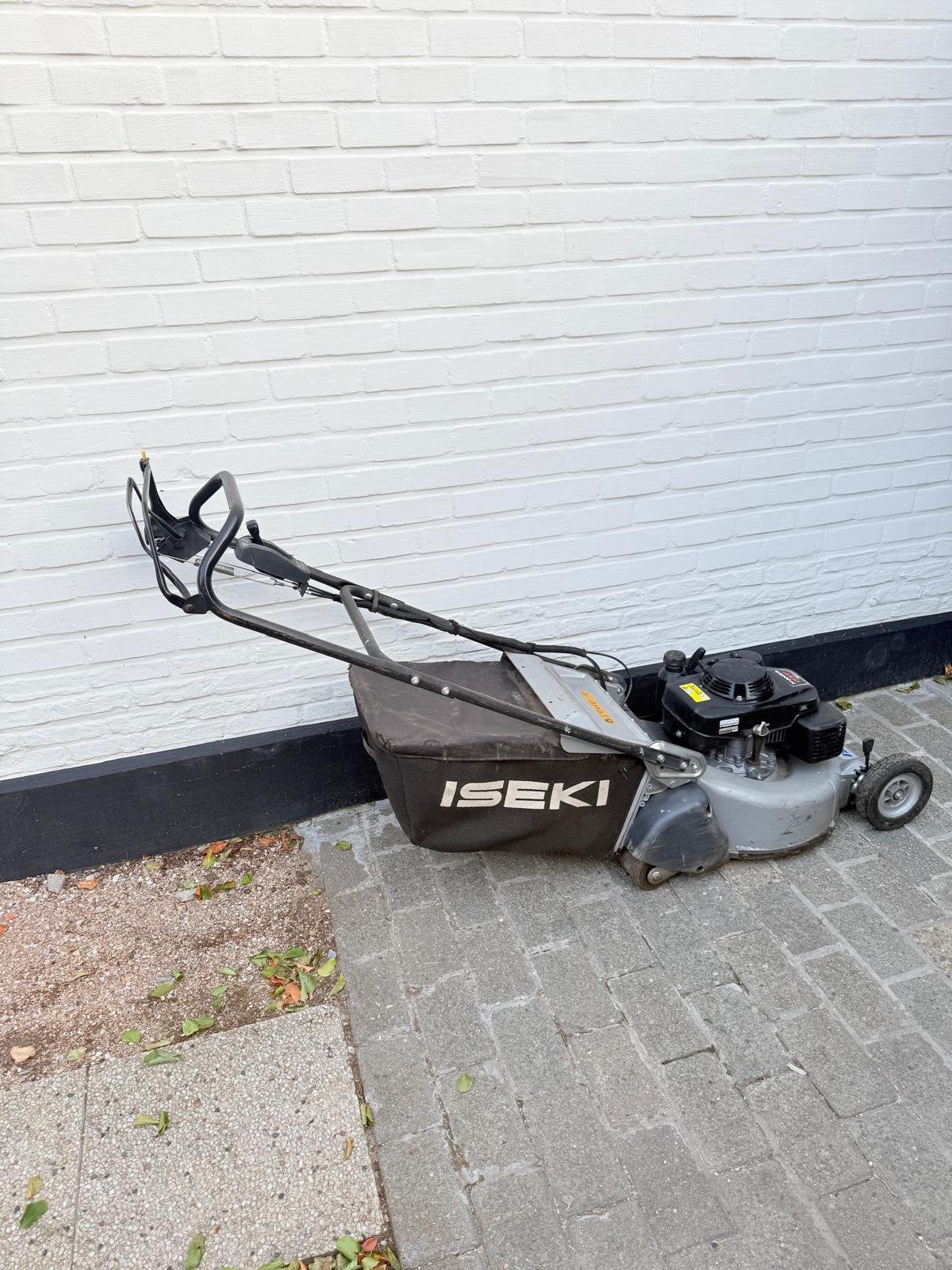 Grasmaaier Iseki, Tuin en Terras, Ophalen, Gebruikt