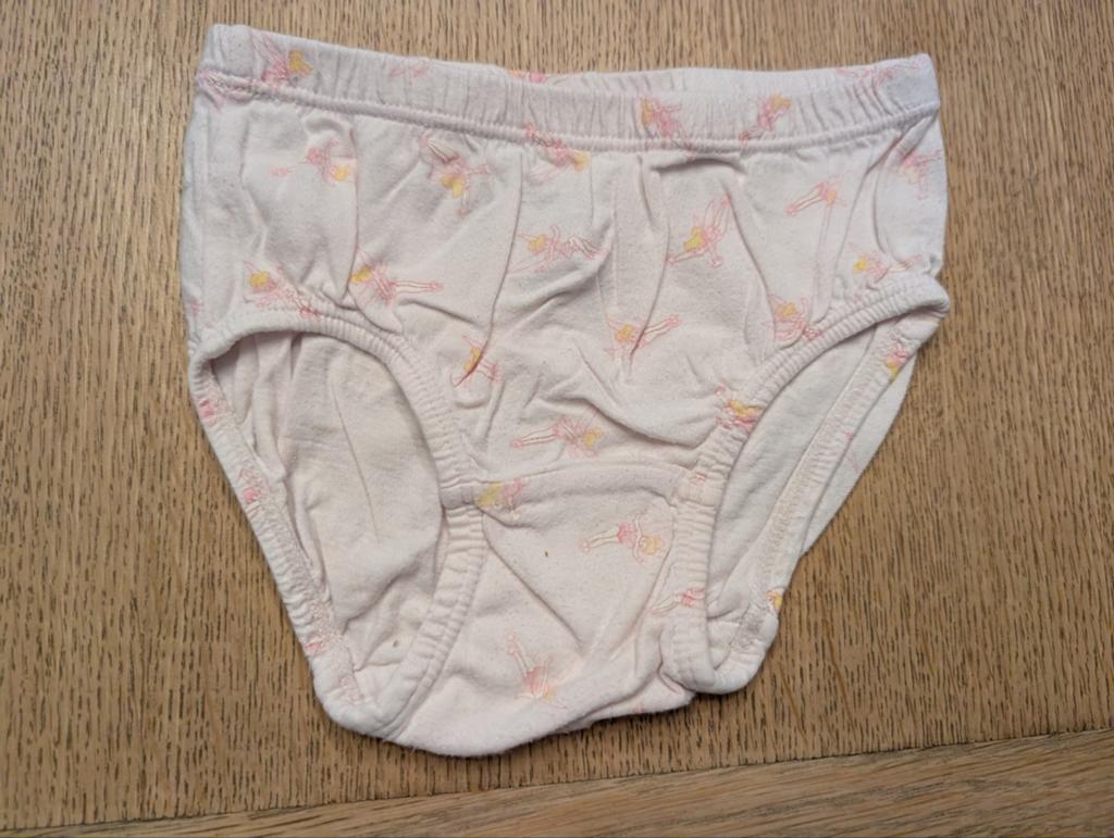 Disney slipje voor meisjes van 1,5/2 jaar, Kinderen en Baby's, Nacht- of Onderkleding, Meisje, Disney H&M, Ophalen of Verzenden