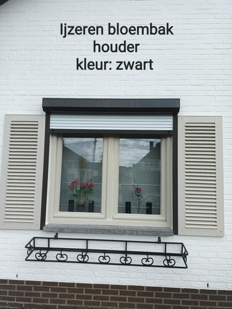 Ijzeren bloemhangbak, Tuin en Terras, Bloembakken en Plantenbakken, Zo goed als nieuw, Metaal, Balkon, Tuin, Minder dan 30 cm