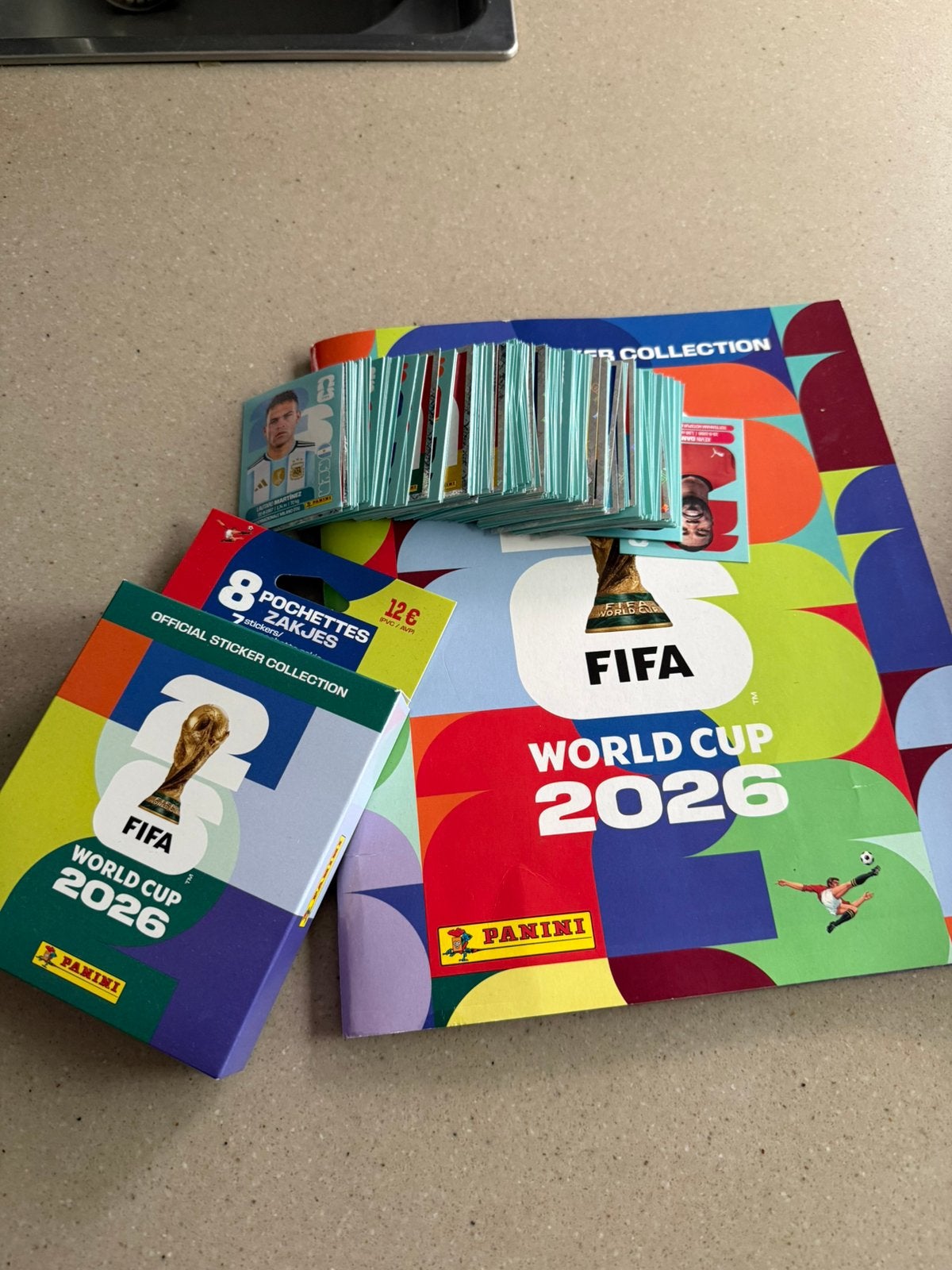 Panini sticker. Ruilen., Hobby en Vrije tijd, Ophalen, Zo goed als nieuw