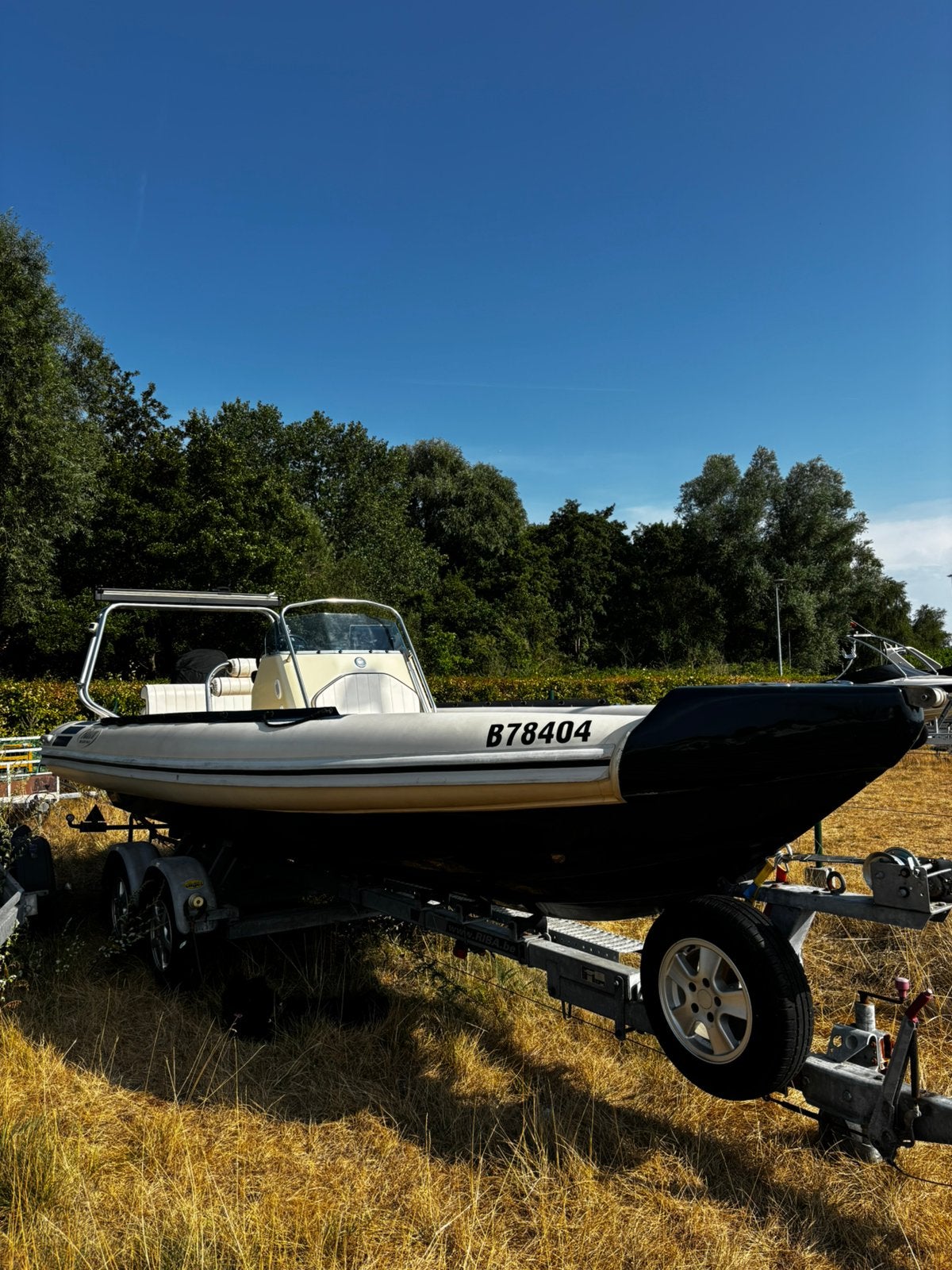FALCON MARINE 700, 3 m, 175 ch, 80 cm, Utilisé