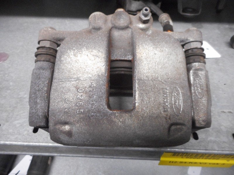 REMKLAUW LINKS VOOR Ford Fiesta 6 (JA8) (01-2008/01-2018), Gebruikt, Henry-Ford-Straße  1
50735  Köln, DE, Ford-Werke GmbH, Kunden@ford.com