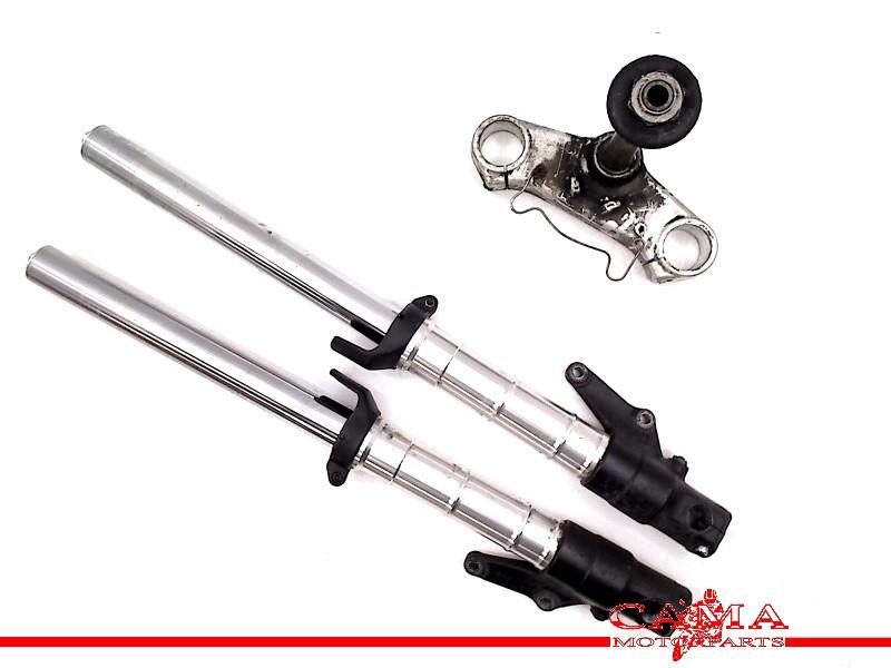 VOORVORK COMPLEET Daytona 995 1999-2001 (955i) (R:2044501), Dhr. S. di Majo, Gebruikt, Info@cama-motorparts.nl, P.J. Troelstraweg 8 8
3144 CX  MAASSLUIS, NL