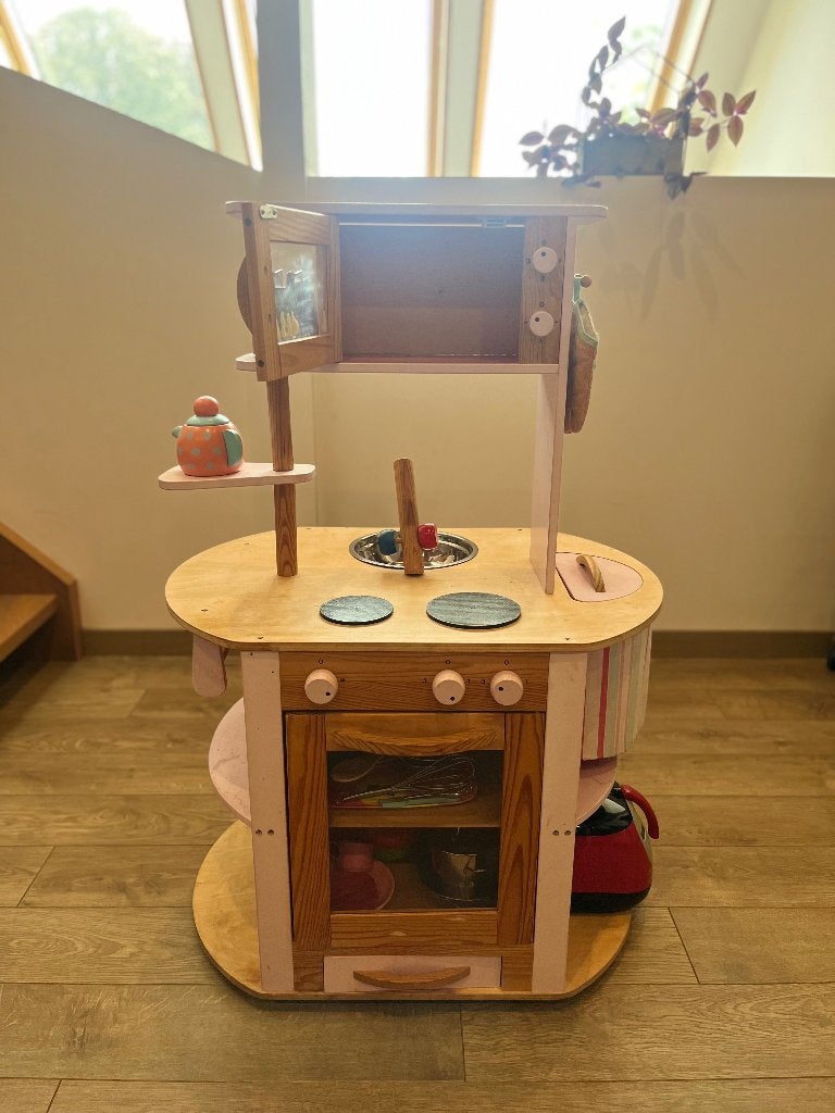 Origineel en schattig houten speelkeukentje voor kids, Kinderen en Baby's, Ophalen, Gebruikt, Hout, Speelkeuken