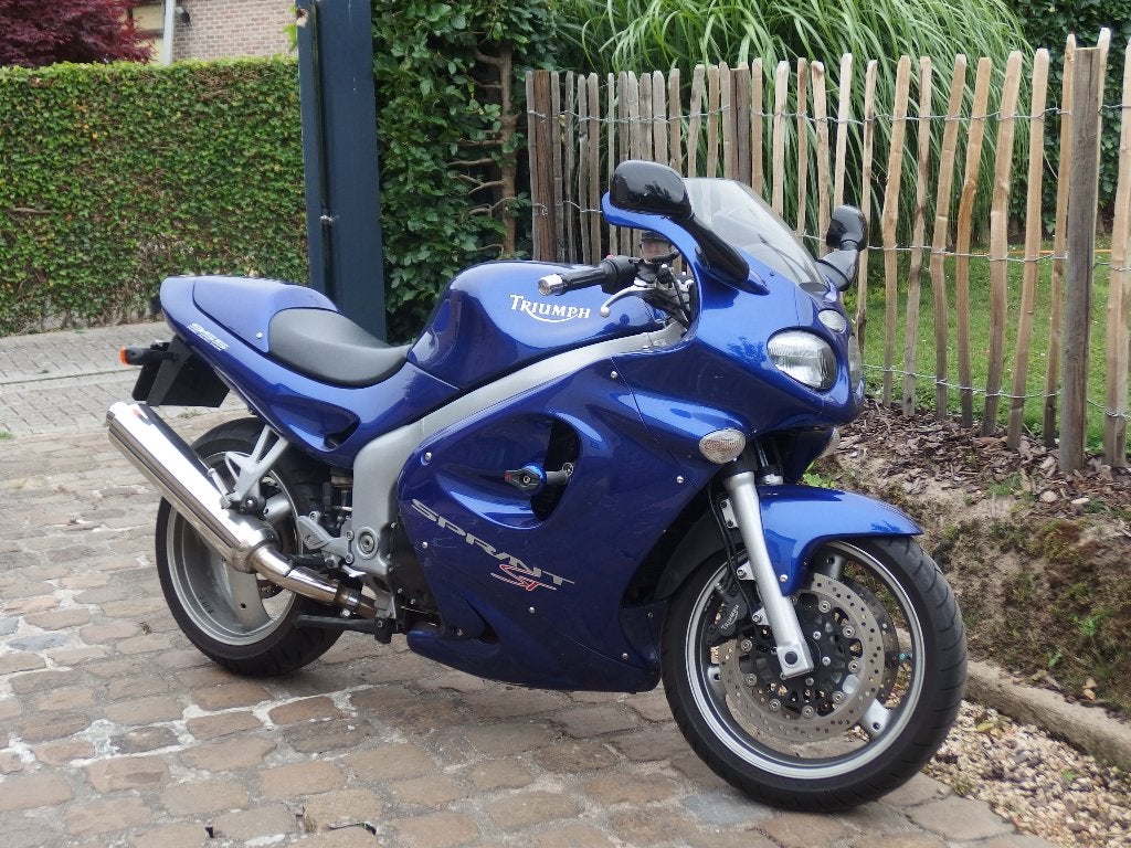 TRIUMPH SPRINTST955i, Motos, Motos | Triumph, Tourisme, Particulier, 3 cylindres, 955 cm³