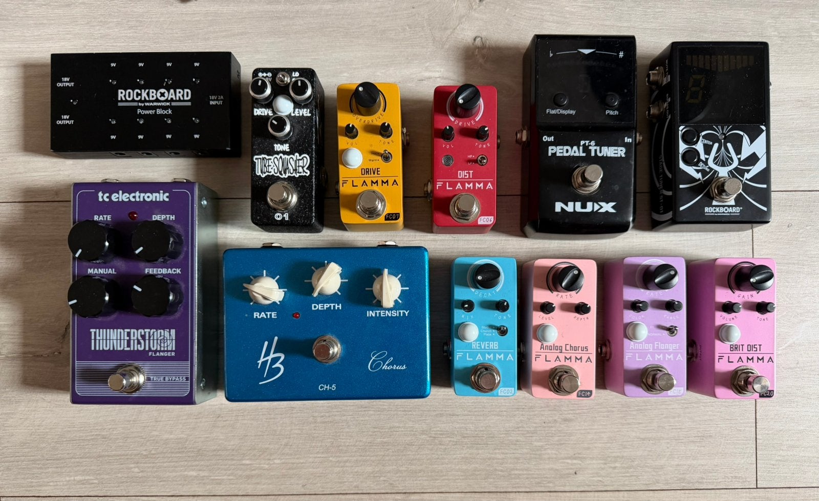 Verschillende gitaar effecten, Muziek en Instrumenten, Ophalen, Zo goed als nieuw