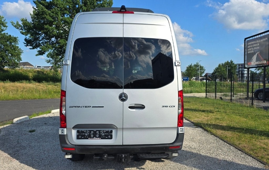 Mercedes Sprinter 316 CDI Tourer VIP 9Zitpl/Btw/Leder/Camera, Auto's, Voorwielaandrijving, Dealer onderhouden, 5 deurs, Zilver of Grijs