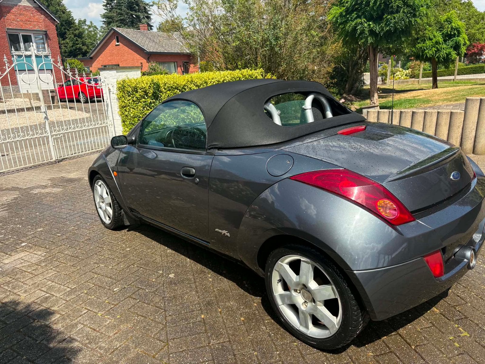 Ford street ka cabrio, Autos, Ford, Cuir, Argent ou Gris, Particulier, 4 cylindres