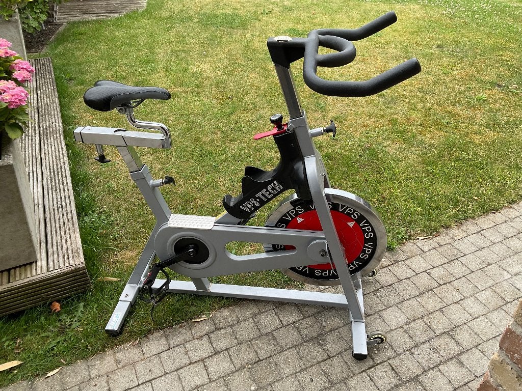 Spinningfiets, Sport en Fitness, Fitnessmaterialen, Gebruikt, Overige typen, Armen, Benen, Ophalen
