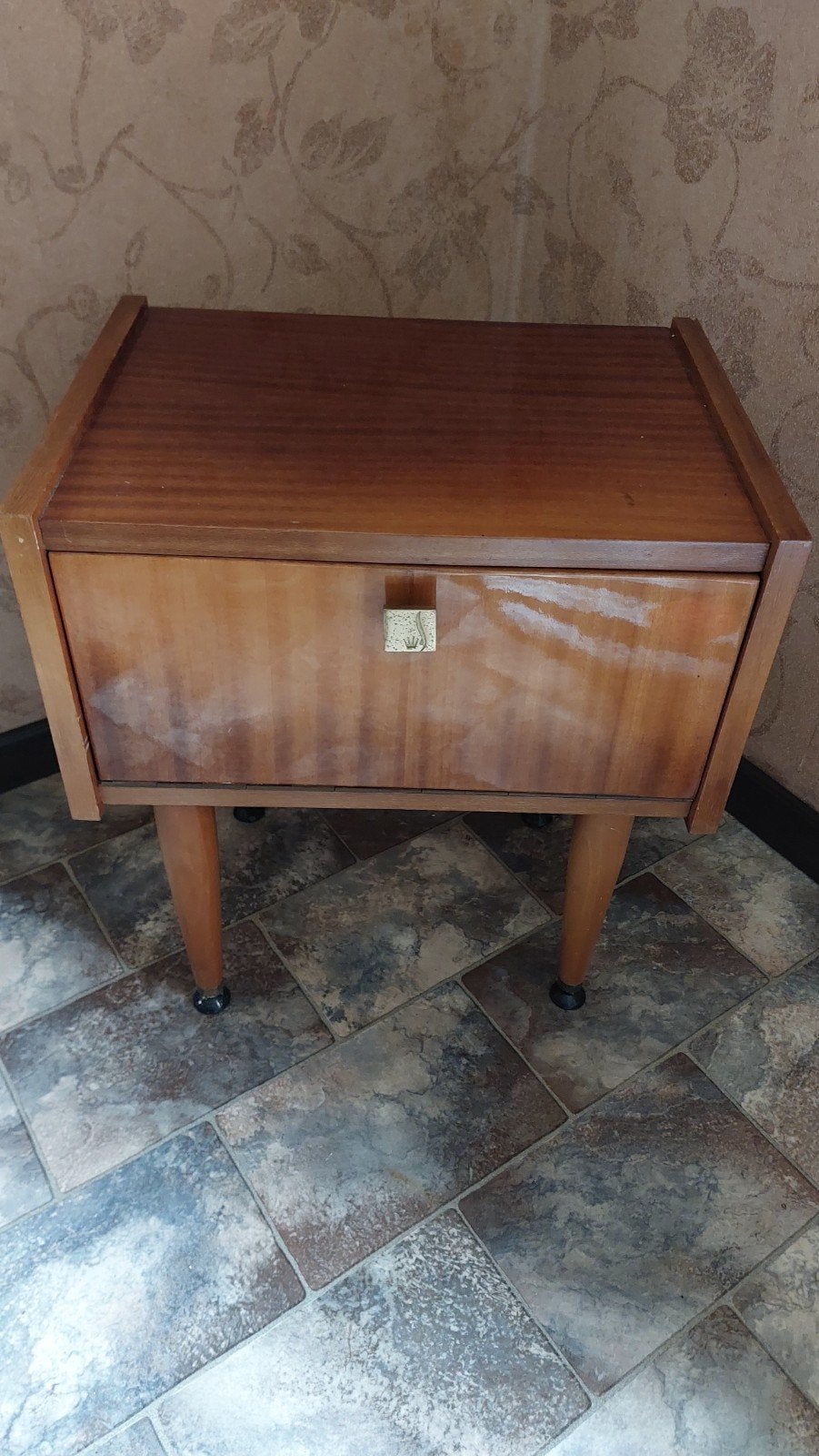 Bijzettafel, Ophalen