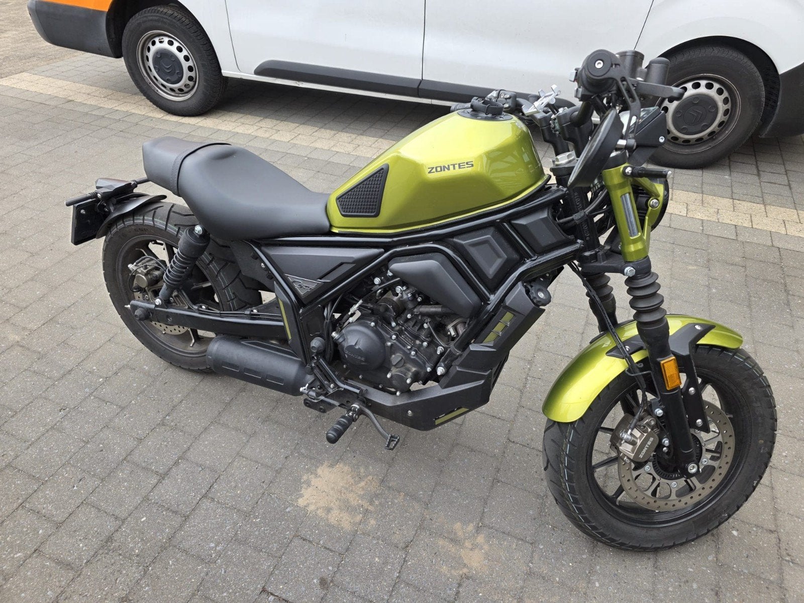 Zontes C125, Particulier