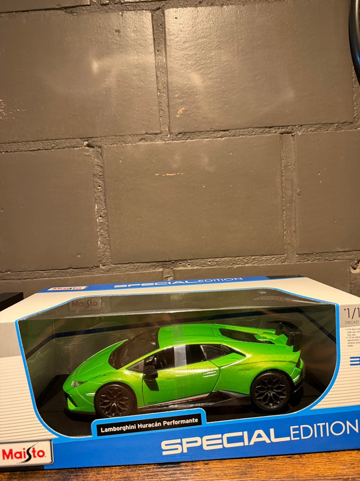 Lamborghini Huracan Performante, Ophalen, Zo goed als nieuw, Maisto