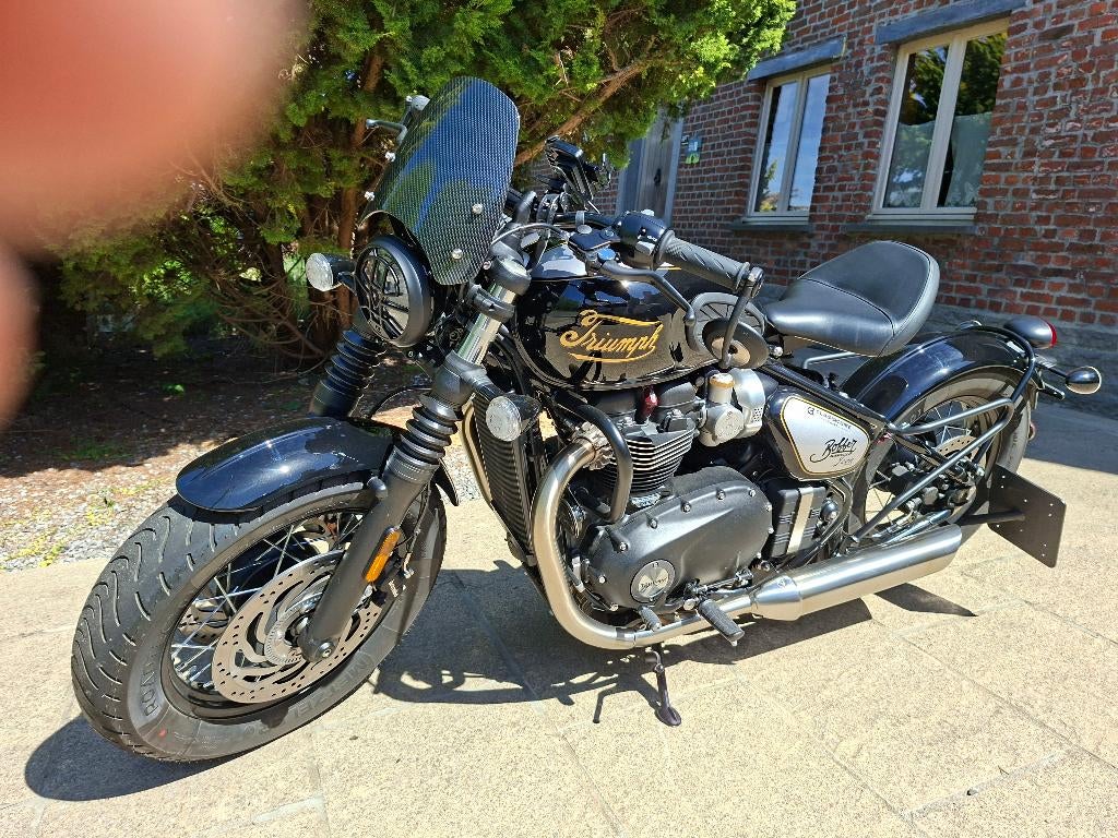 Triumph Bobber Bonneville ICON 08/2025 comme neuf  600km !!!, Motoren, 2 cilinders, Nieuw, Particulier, 1200 cc