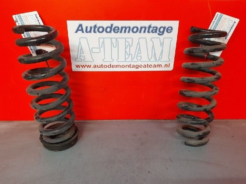 RESSORT DE TORSION ARRIÈRE BMW 3 serie Touring (E91), Utilisé, BMW, Petuelring 130
80809  München, DE, Bayerische Motoren Werke AG