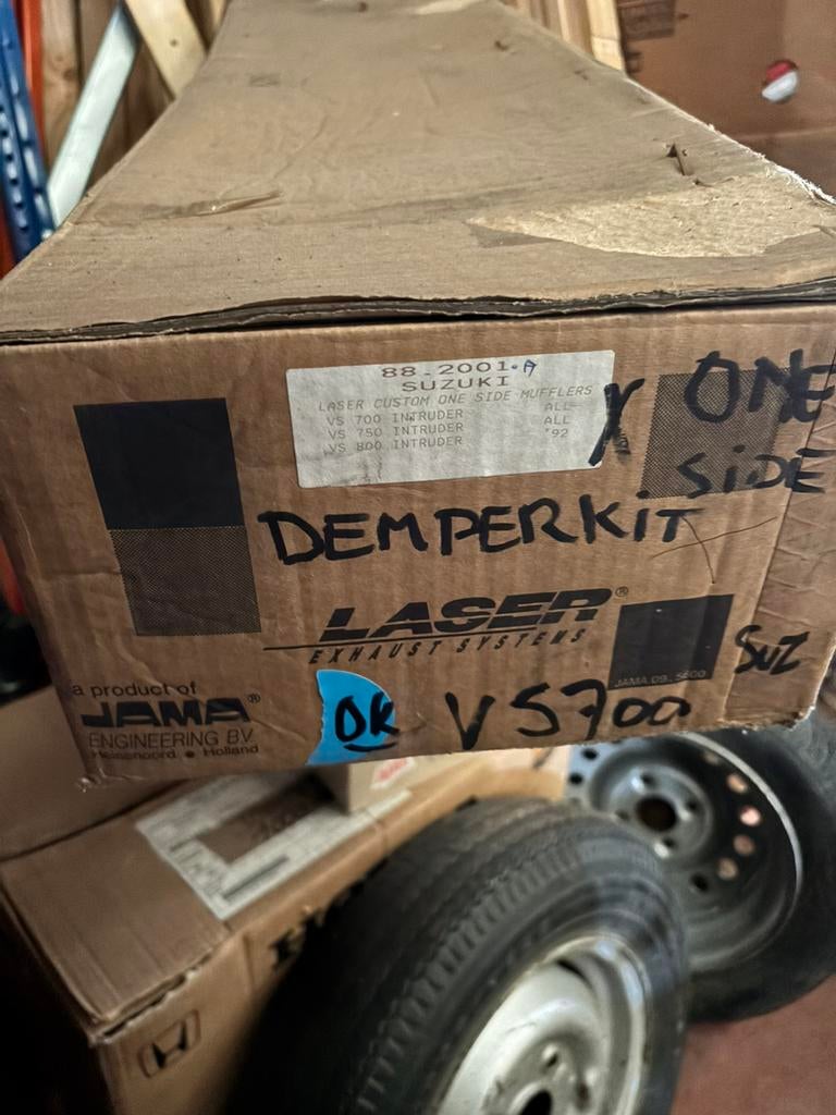 Suzuki VS700, kit d'échappement unilatéral Marshall, Enlèvement ou Envoi, Neuf