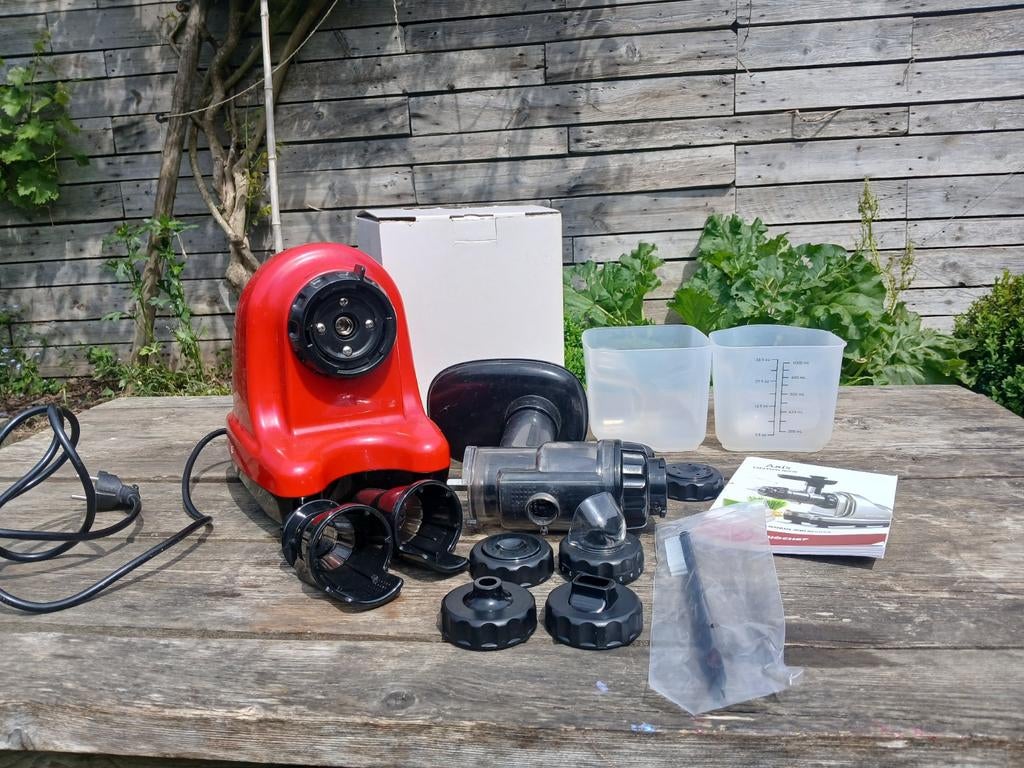 Machine extracteur fruit