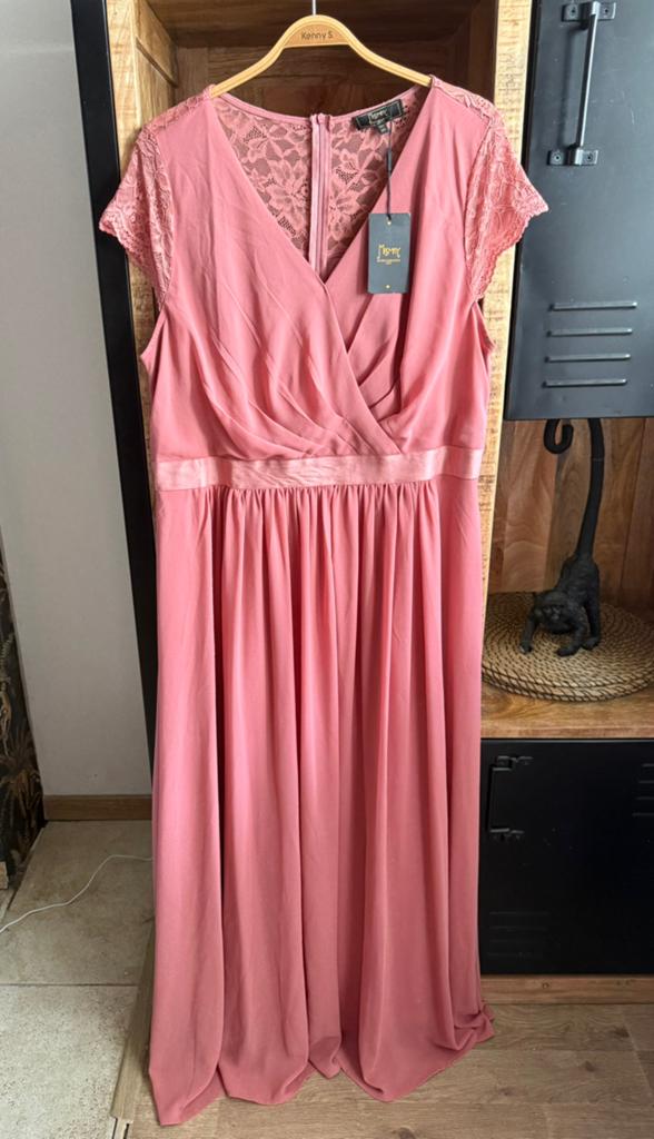 Nieuwe galajurk van MissMay maat 3XL, Kleding | Dames, Jurken, Maat 46/48 (XL) of groter, Nieuw, Ophalen of Verzenden, Roze