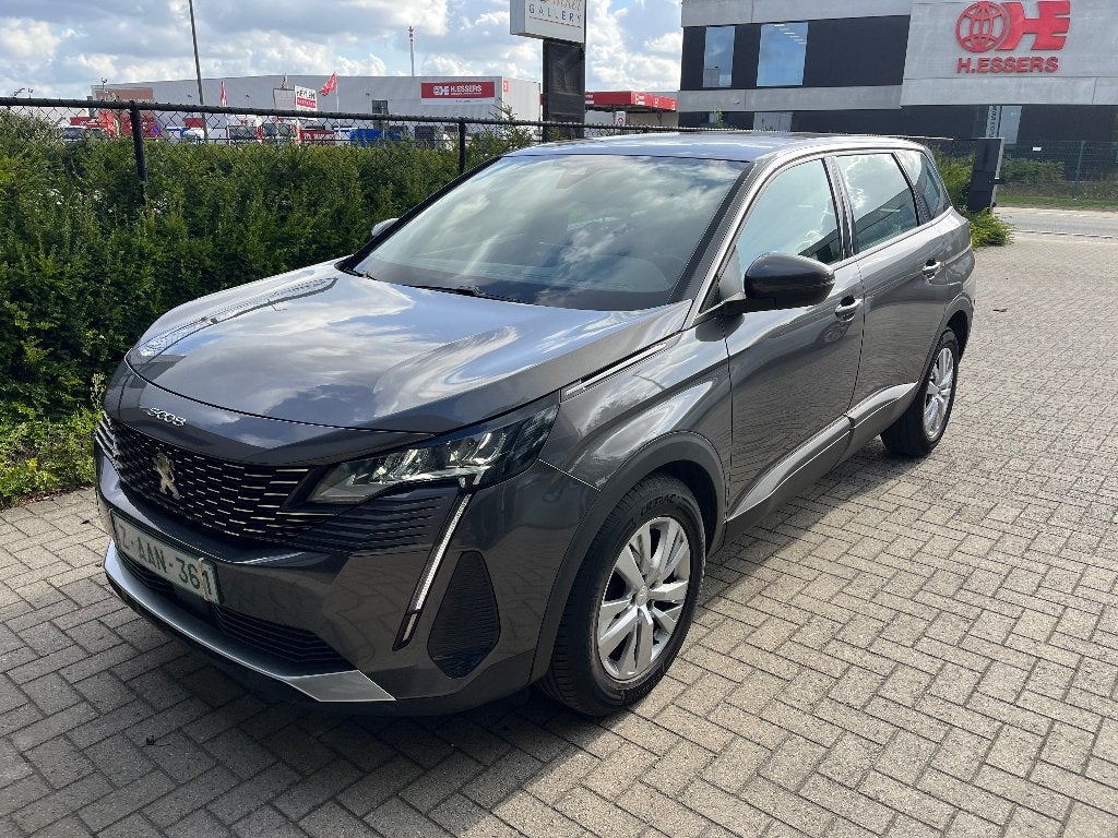 PEUGEOT 5008  7 PLAATSEN AUTOMAAT NAVIGATIE CAMERA EURO 6 D, Auto's, Dealer onderhouden, Stof, 7 zetels, Bedrijf