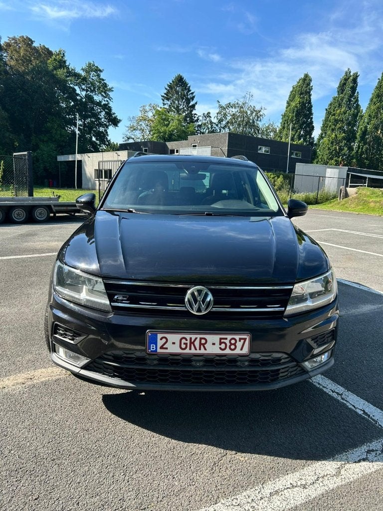 Volkswagen Tiguan R-Line 1.4 TSI Benzine  Full Option, Autos, Cuir, Achat, Noir, 5 portes