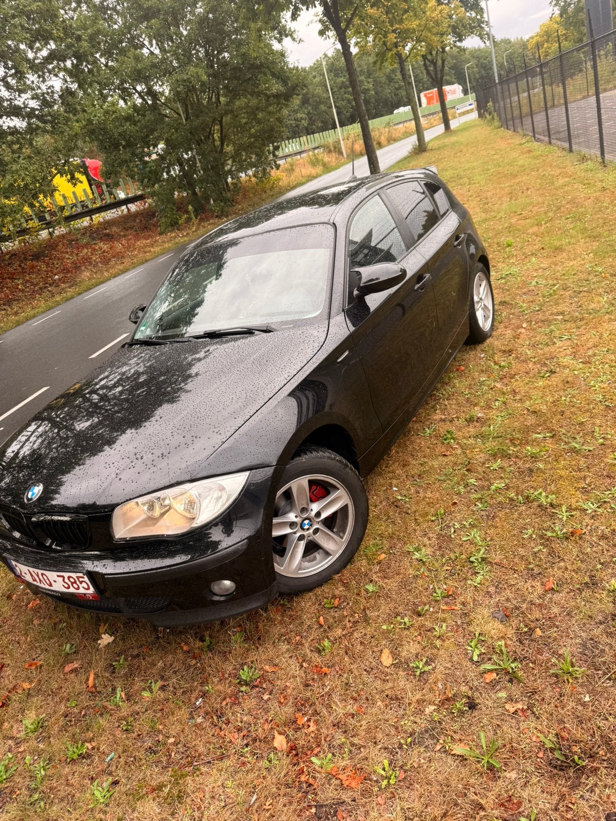 Bmw 1.16 BENZINE gekeurd vv !!!!!, Auto's, Zwart, Zwart, 5 deurs, Particulier