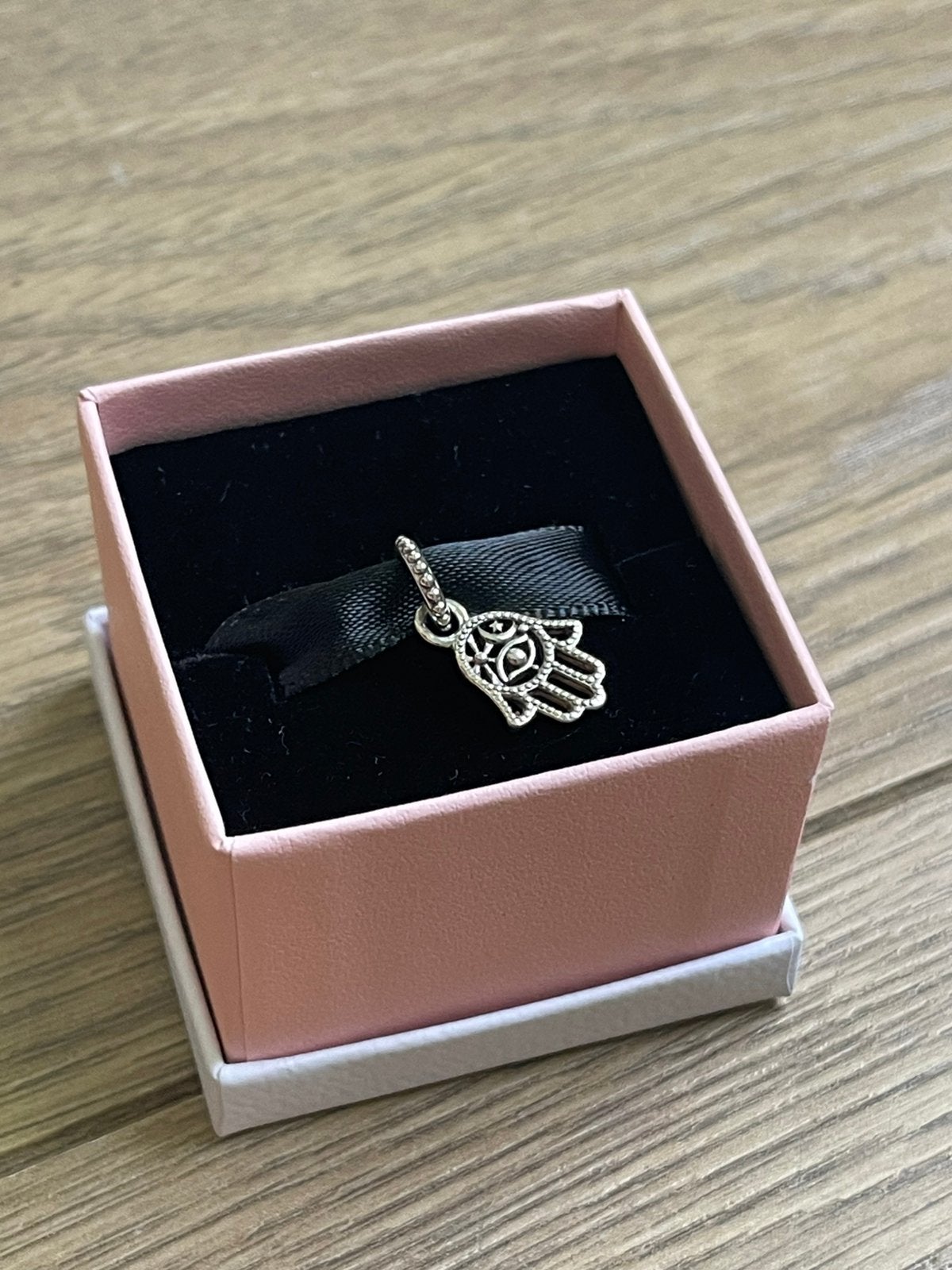 Pandora Charms Hamza, Lucky Charm, Handtassen en Accessoires, Bedels, Ophalen, Zo goed als nieuw, Pandora