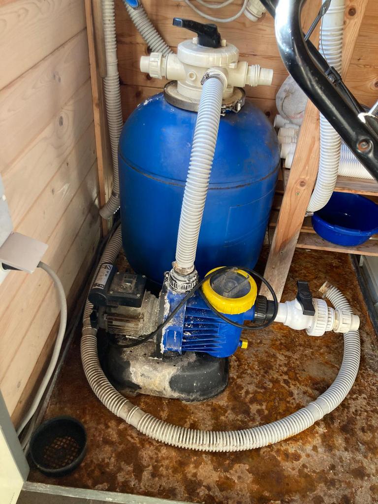 Zandfilterinstallatie zwembad (tot 30.000L) + skimmer, Tuin en Terras, Ophalen, Gebruikt, Filter