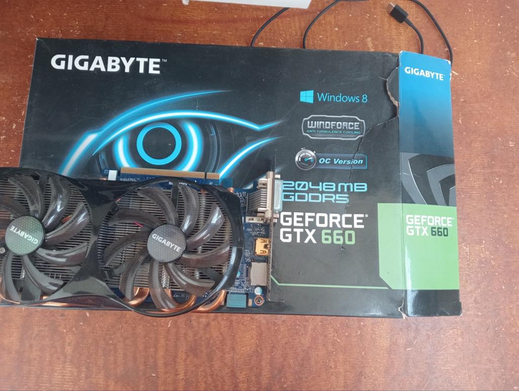 GIGABYTE GV-N660OC-2GD, Informatique & Logiciels, GDDR5, Nvidia, PCI, DVI