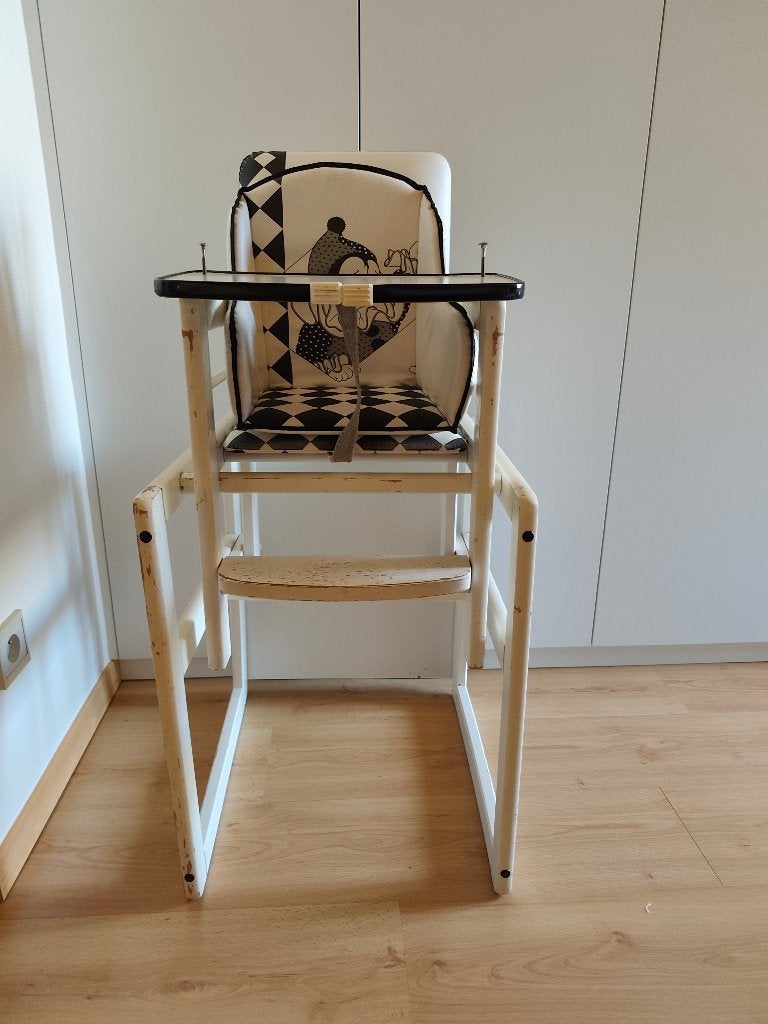 Kinderstoel en -tafel Pierrot, Ophalen, Gebruikt