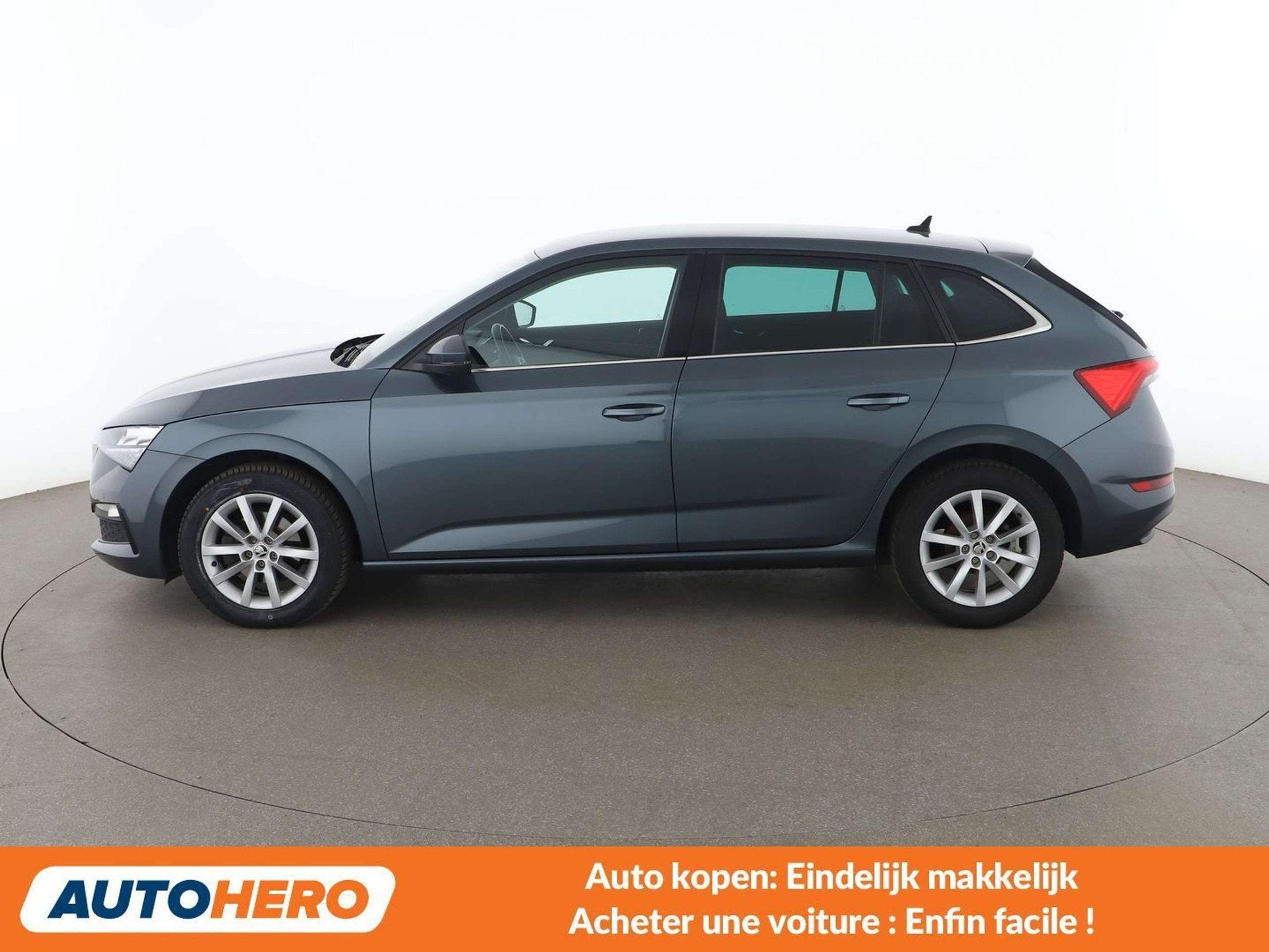 Skoda Scala 1.6 TDI Ambition (année de construction 2019), Autos, Argent ou Gris, Volant multifonction, 5 portes, Tissu