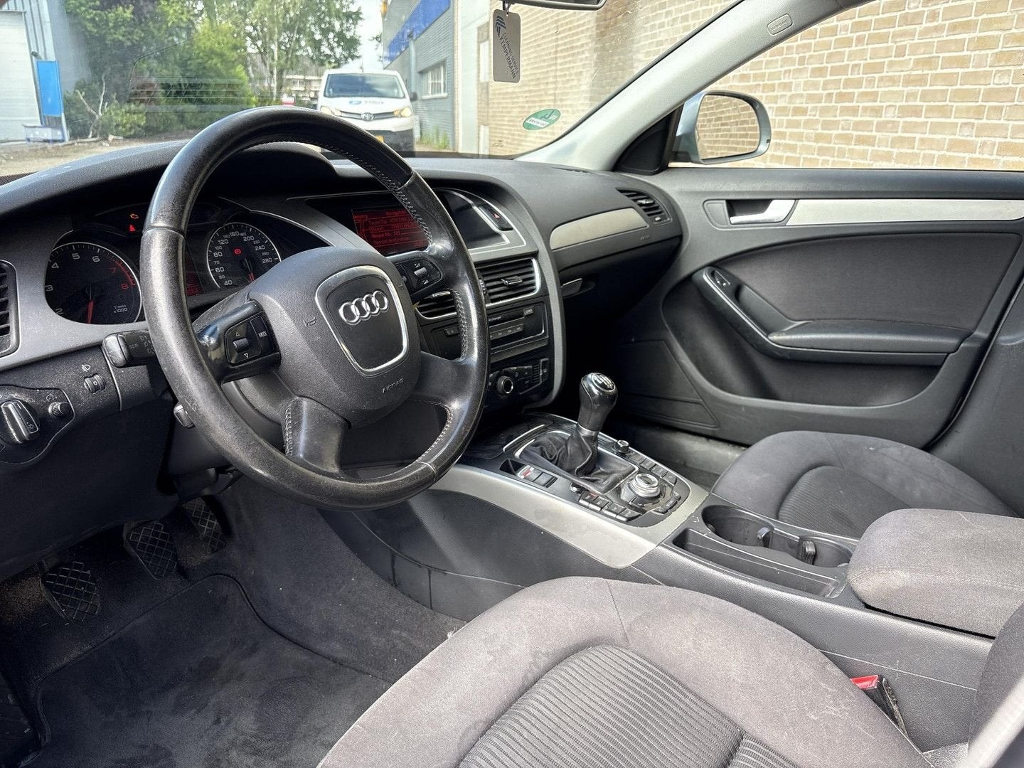 Audi A4 Limousine 1.8 TFSI Pro Line Business | Climate | Cru, Autos, Audi, Argent ou Gris, Achat, Entreprise, Boîte manuelle
