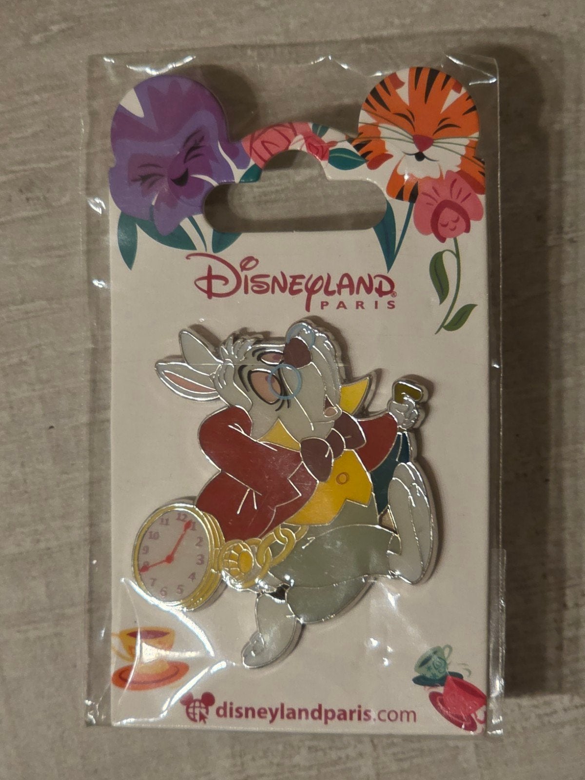White Rabbit Pin Disneyland Paris Alice in Wonderland, Collections, Disney, Enlèvement ou Envoi, Autres personnages, Neuf, Autres types