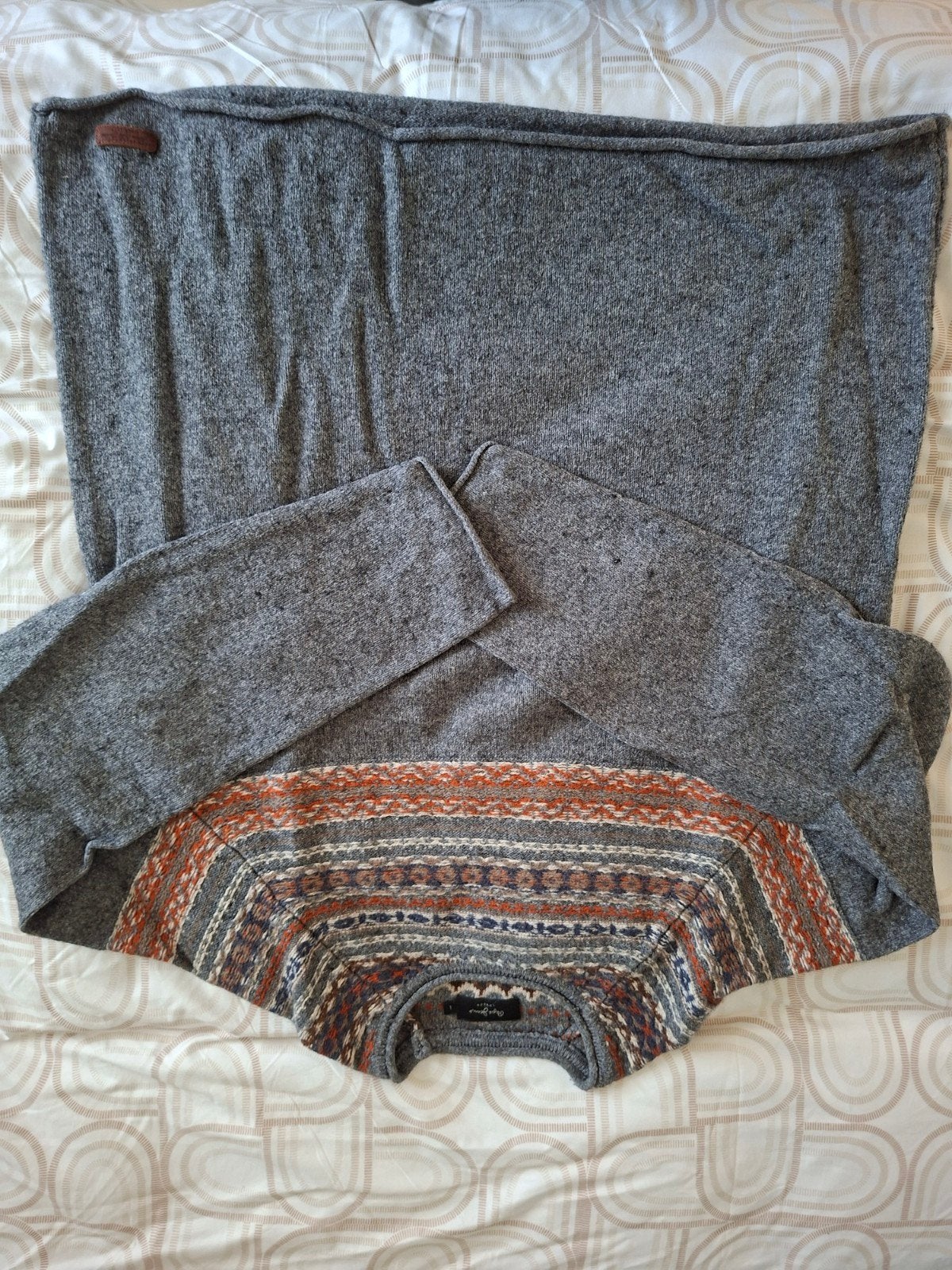 Pull pépé jeans, Enlèvement
