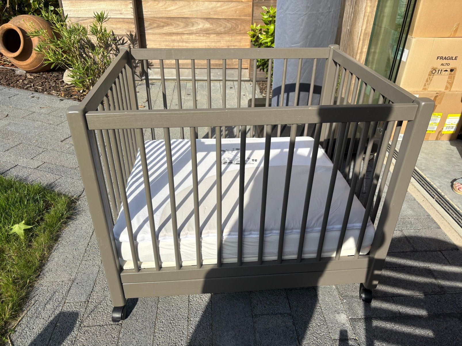 Babypark + toebehoren, Ophalen, Gebruikt, Vierkant, In hoogte verstelbaar