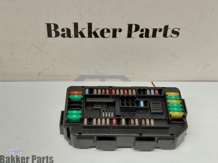Boîte à fusibles d'un BMW 4-Serie, -, -, 3 mois de garantie, Utilisé