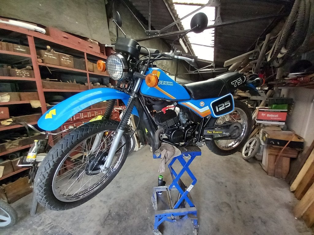 Suzuki ts 125, Ophalen, All Season, Velg(en)