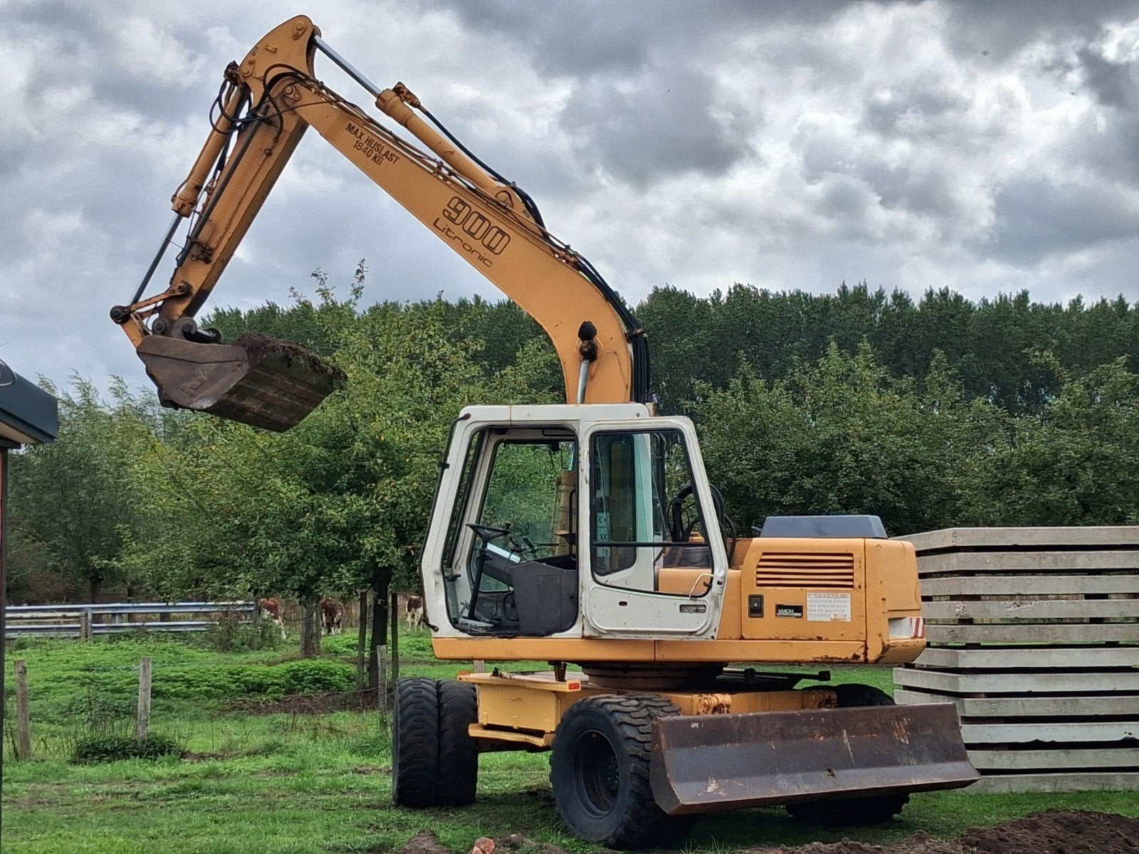 Liebherr A900 1997, Ophalen, Graafmachine