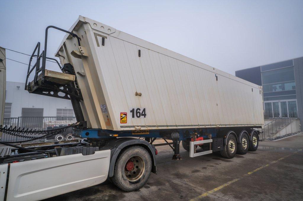 Wielton ALU - 52 M3 ( Grain/CEREALIERE) (bj 2015), Auto's, Vrachtwagens, Overige brandstoffen, Bedrijf, Aanhangers en Opleggers