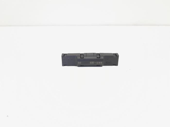Antenne amplificateur d'un Volkswagen Golf, Volkswagen, -, 3 mois de garantie, Utilisé