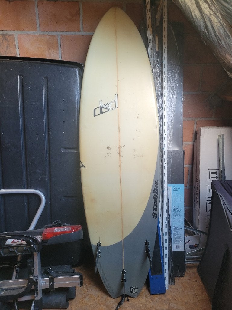 Surfboard 6'6", Dave Stubbs design, Watersport en Boten, Ophalen, Gebruikt, Shortboard, Met vinnen
