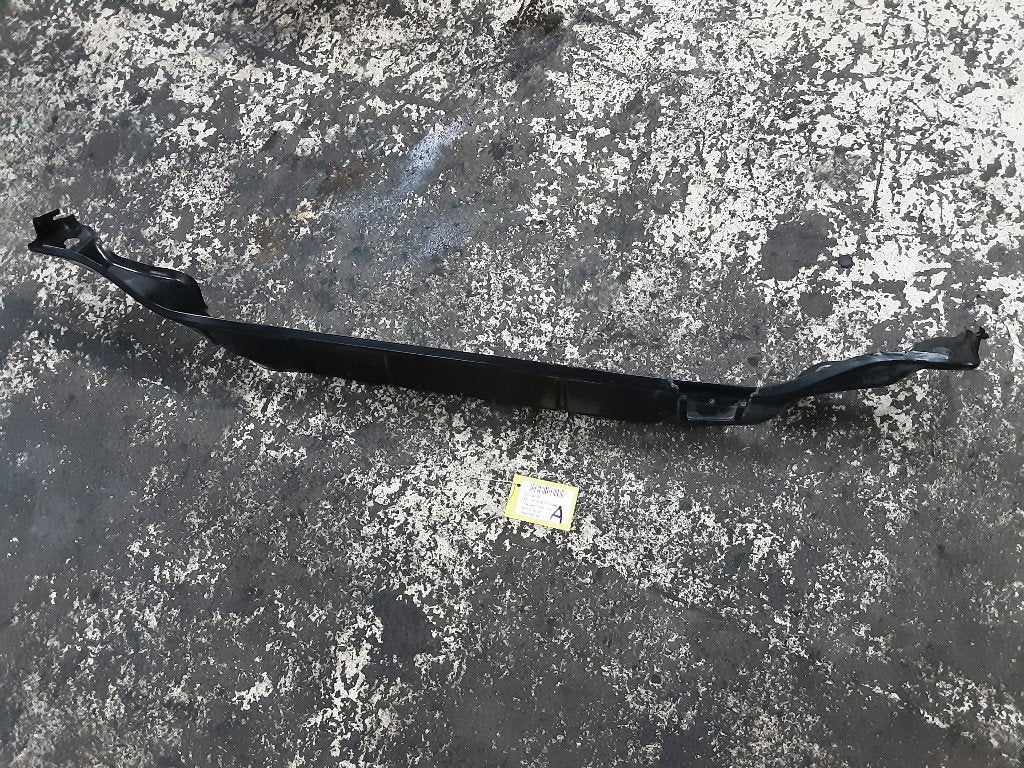 AVANT ESSIEU FAISCEAU Audi Q3 (F3B) (83A805277C), Auto-Union-Straße  1,
85057  Ingolstadt, DE, Info@audi.de, Audi, Utilisé