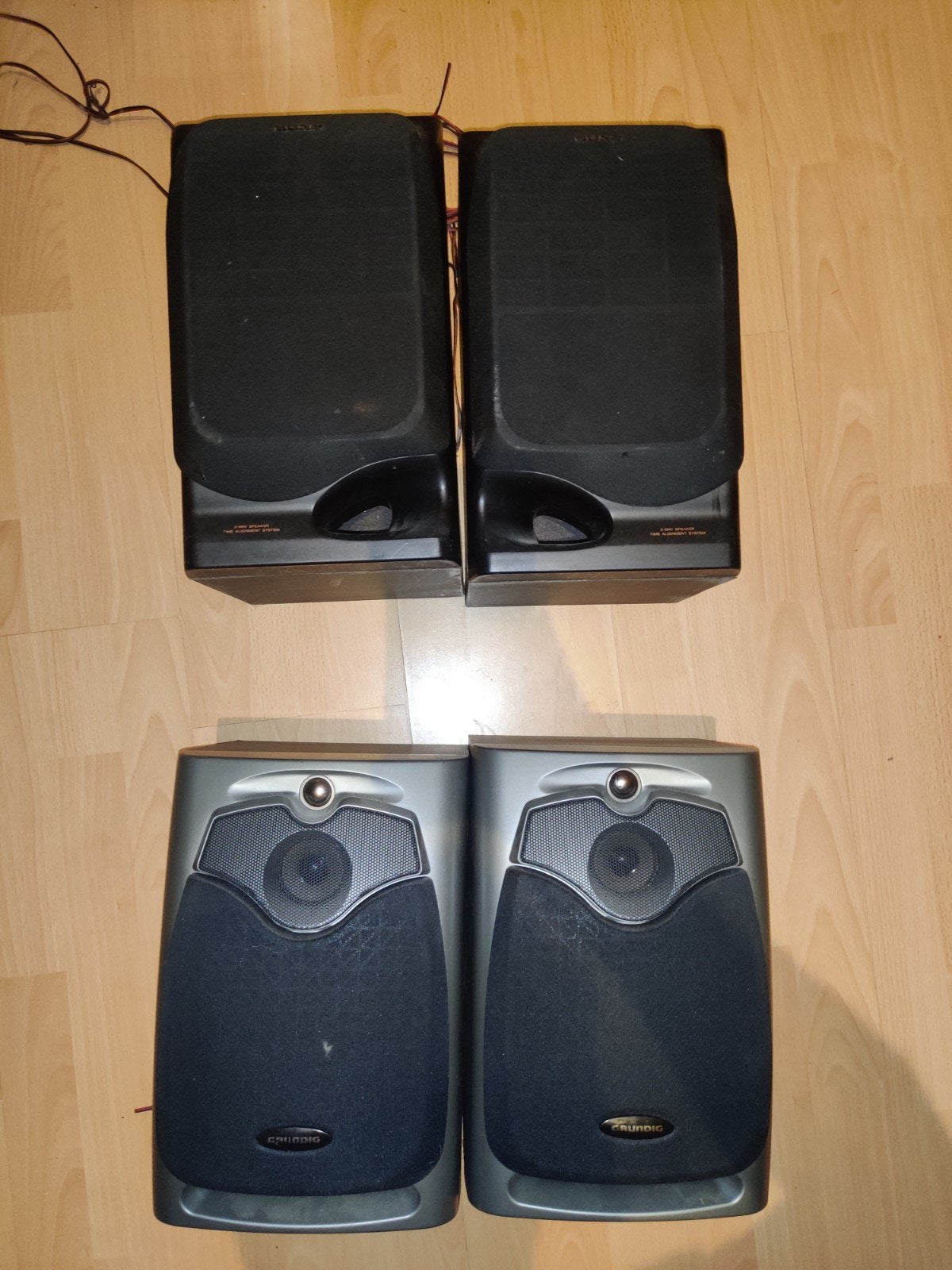 Set van 4 luidsprekers,Sony SS‑H501,Grundig M19‑C, Computers en Software, Pc speakers, Ophalen