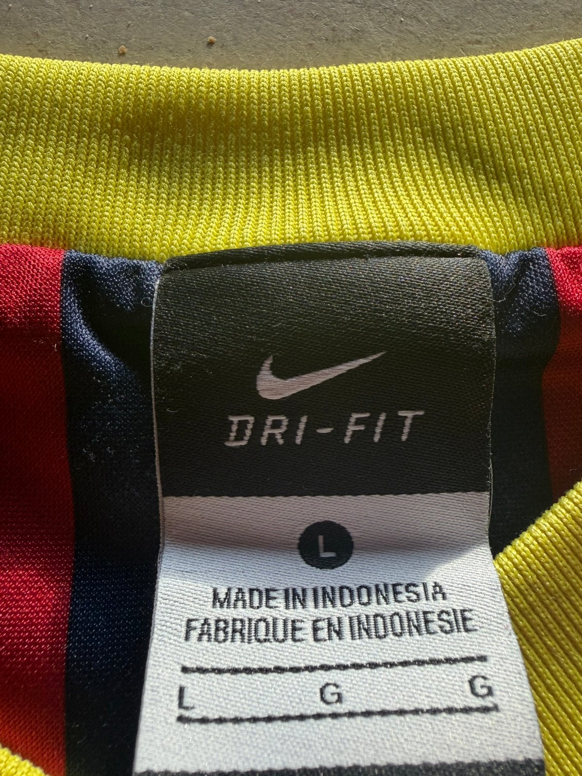 Voetbal t-shirt, Kleding | Heren, Ophalen of Verzenden, Zo goed als nieuw, Voetbal