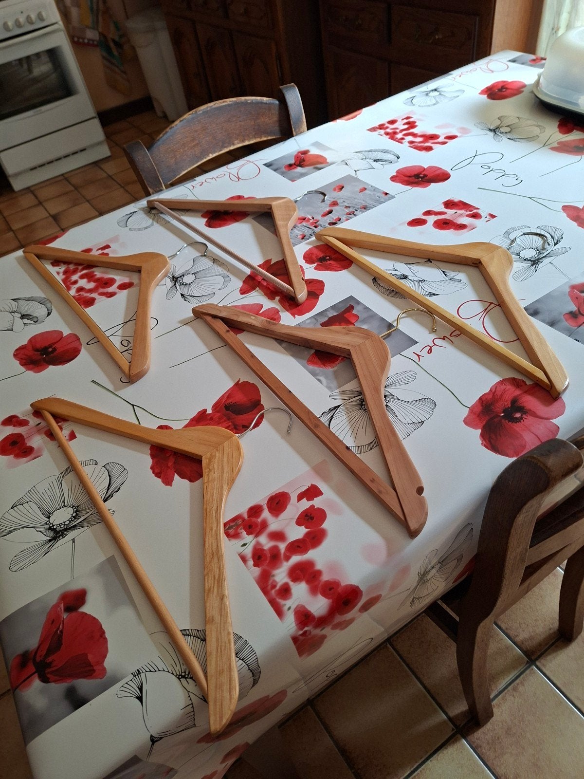 5 houten hangers. Nieuw., Ophalen of Verzenden, Hout